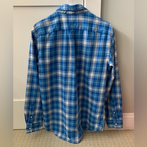 Vineyard Vines Classic Fit Tucker Shirt - Picture 2 of 2